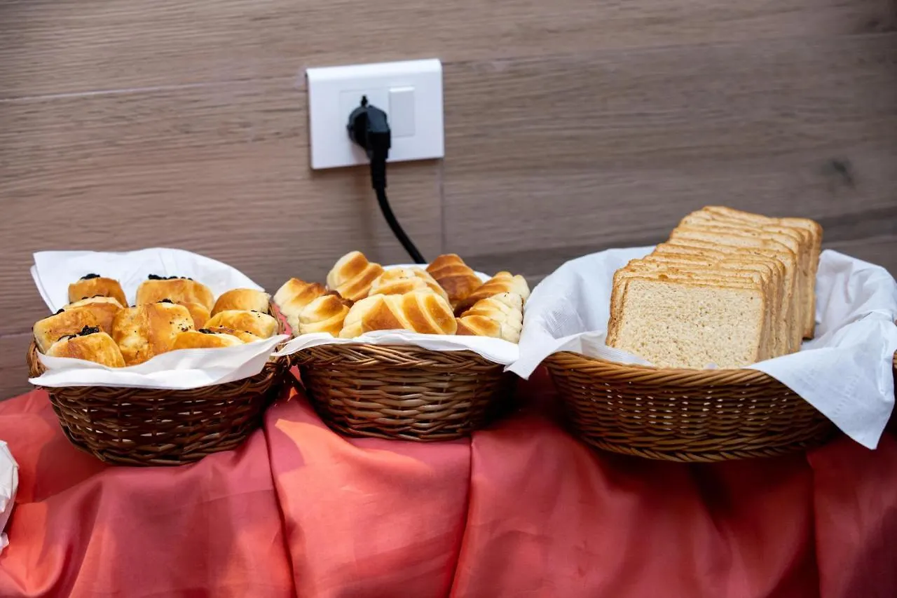 Arushi Boutique Hotel Катманду Непал